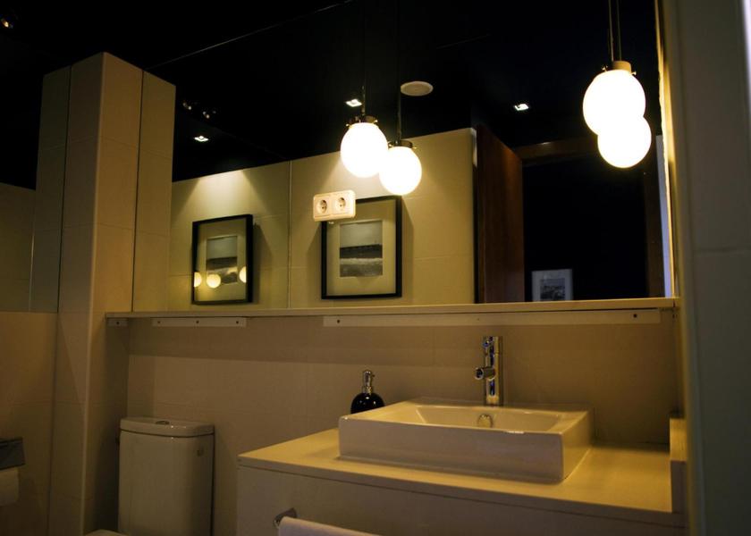 Catalonia Badalona Triple Room