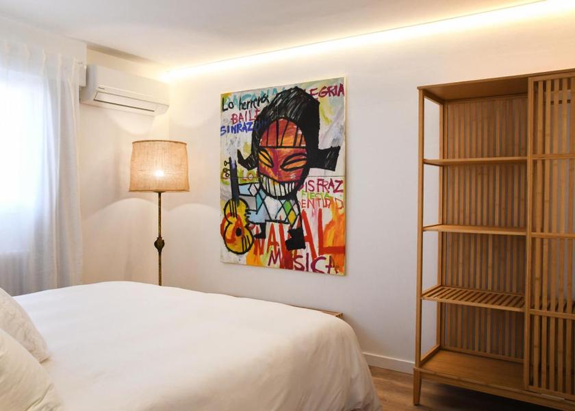 Catalonia Banyoles King Room with Pool View