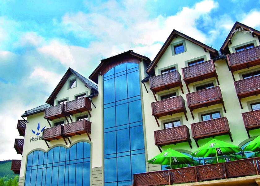 Lower Silesian Voivodeship Swieradow-Zdroj entrance