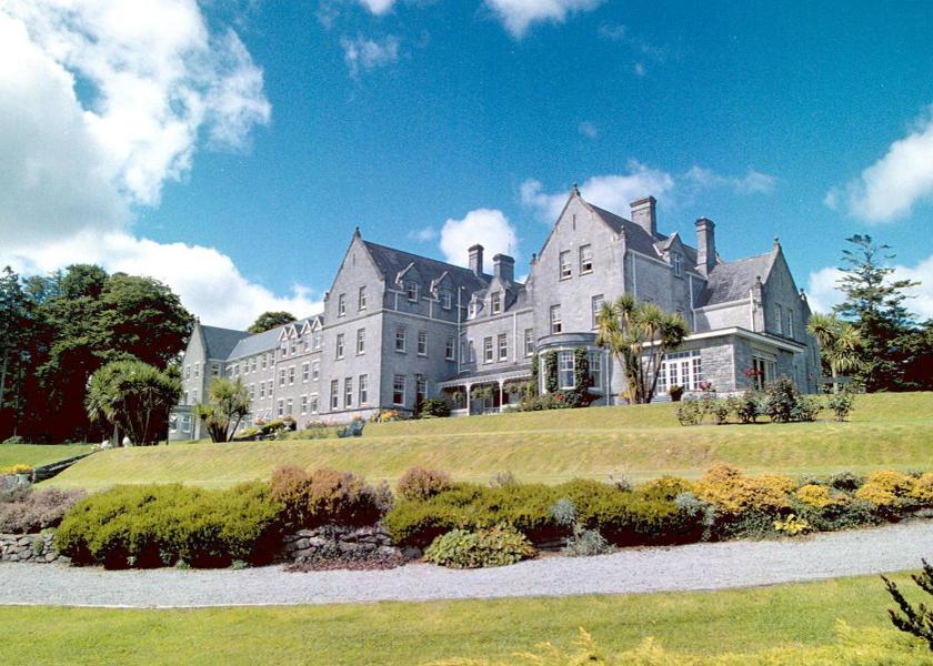 Kerry (county) Kenmare facilities