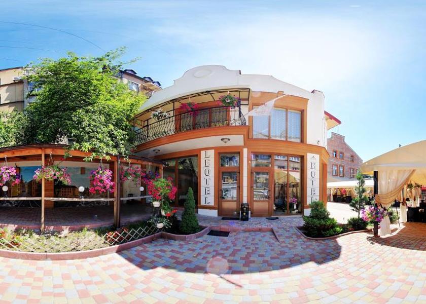  Lviv Hotel Exterior