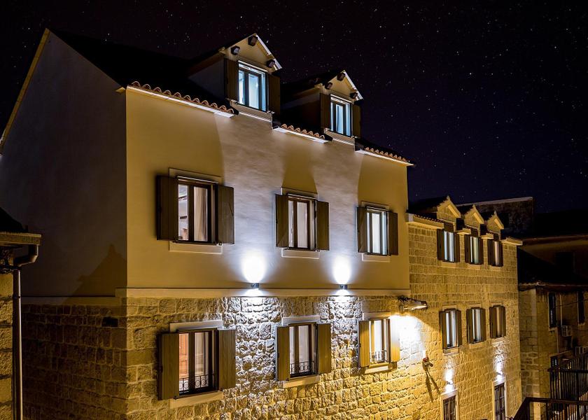 Split-Dalmatia Split exterior view