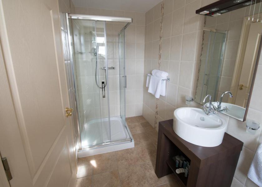 County Galway Oughterard Double Room with Private Bathroom