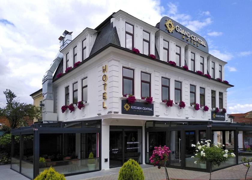  Bitola exterior view