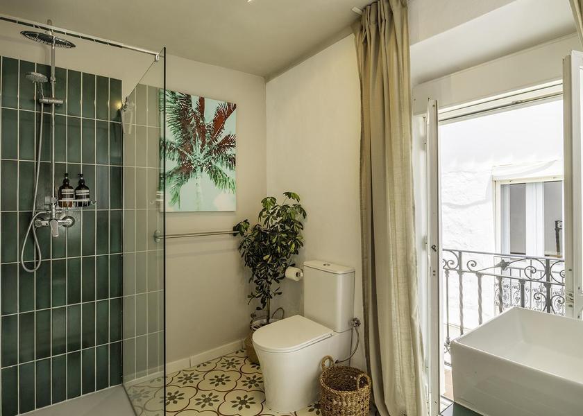 Andalusia Còmpeta Triple Room with Private Bathroom