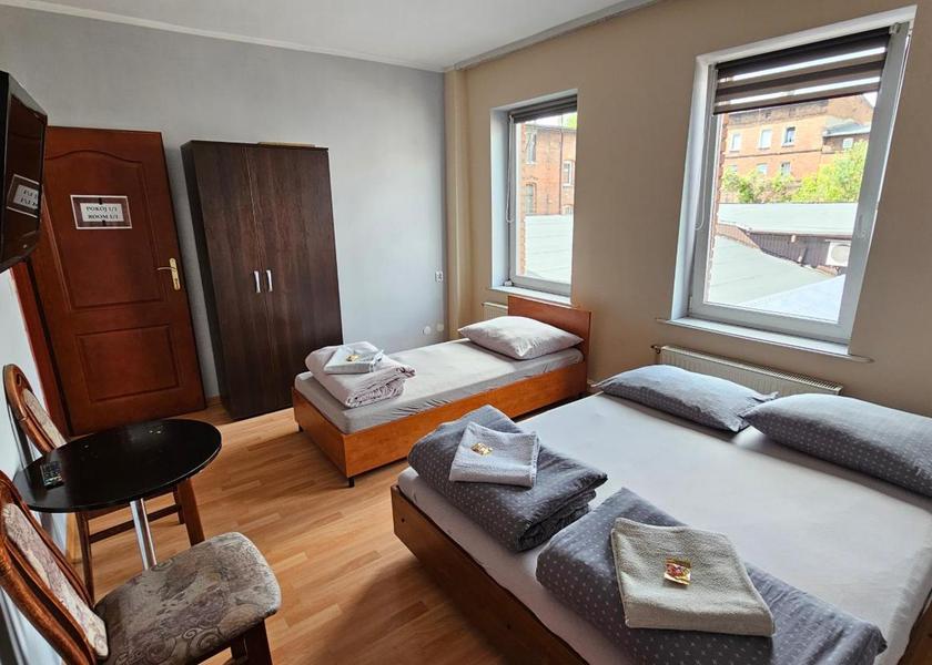 Silesian Voivodeship Piekary Slaskie Double Room with Private Bathroom