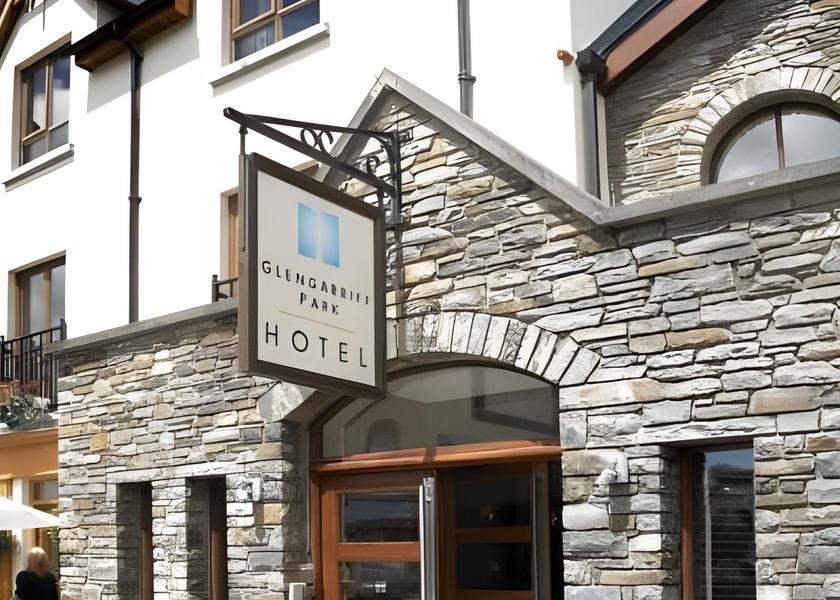 Cork (county) Glengarriff exterior view