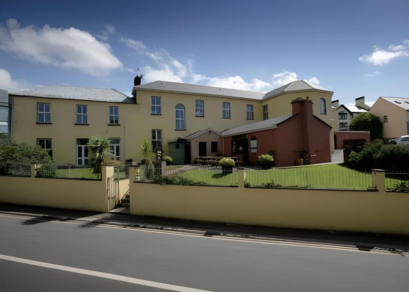 Clare (county) Lisdoonvarna exterior view