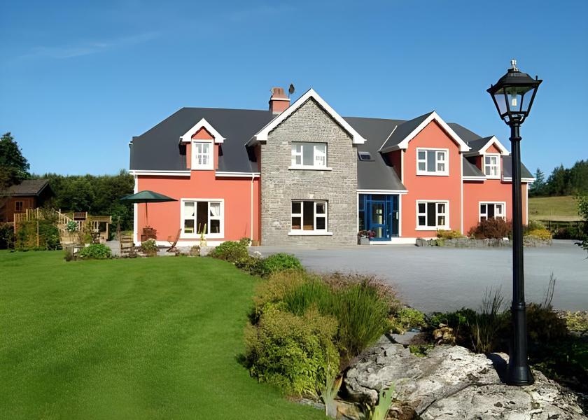 Clare (county) Lisdoonvarna exterior view