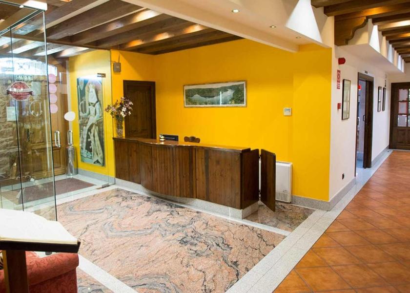 Castile and León Fermoselle lobby