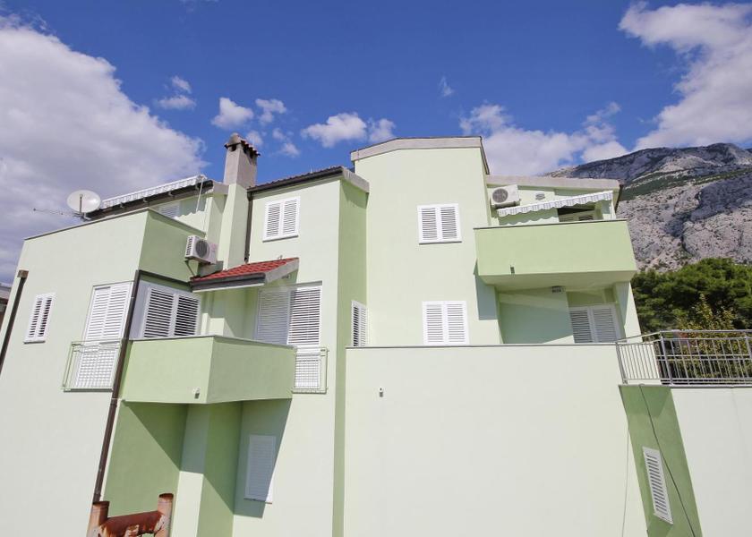 Split-Dalmatia Makarska exterior view