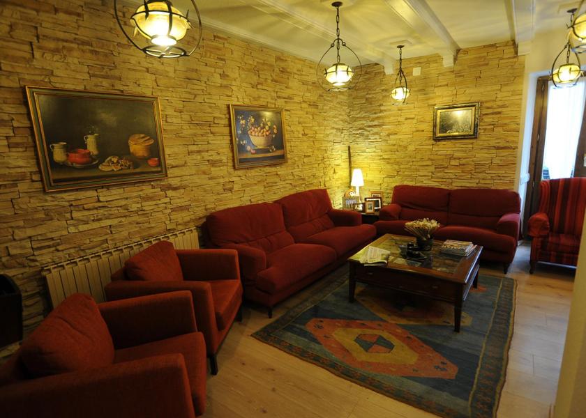 Navarre Isaba reception