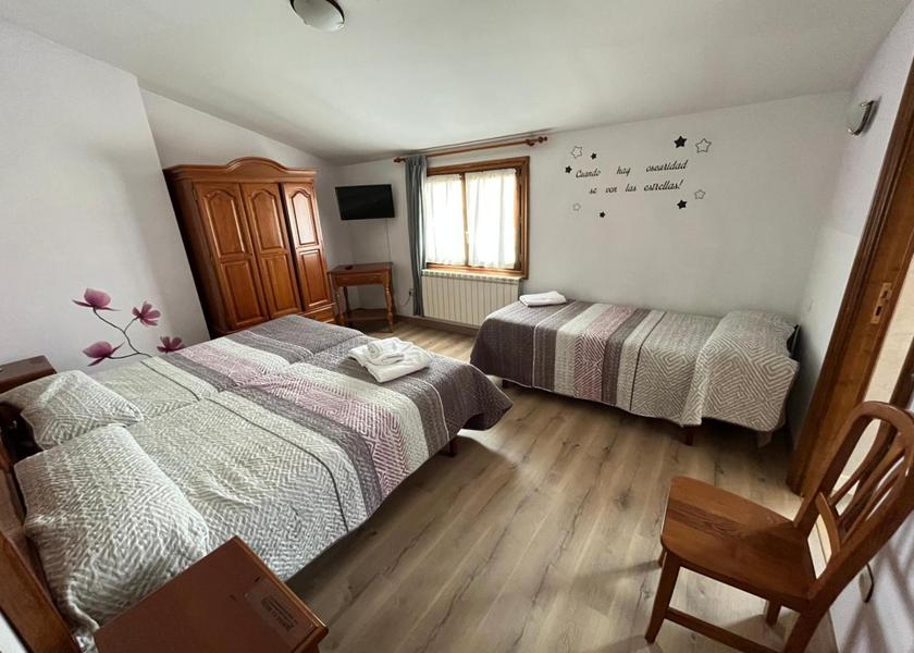 Castile and León La Alberca Triple Room
