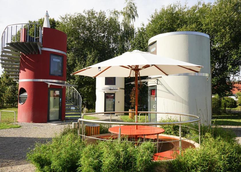 Mecklenburg - West Pomerania Neustrelitz balcony/terrace