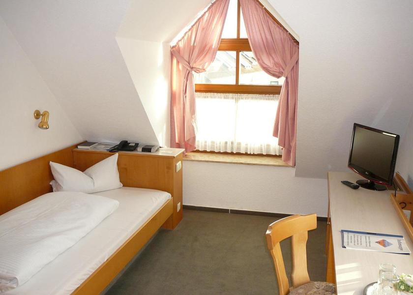 Bavaria Neu-Ulm Standard Single Room