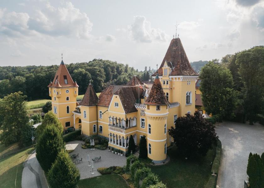 Styria Ehrenhausen an der Weinstraße exterior view