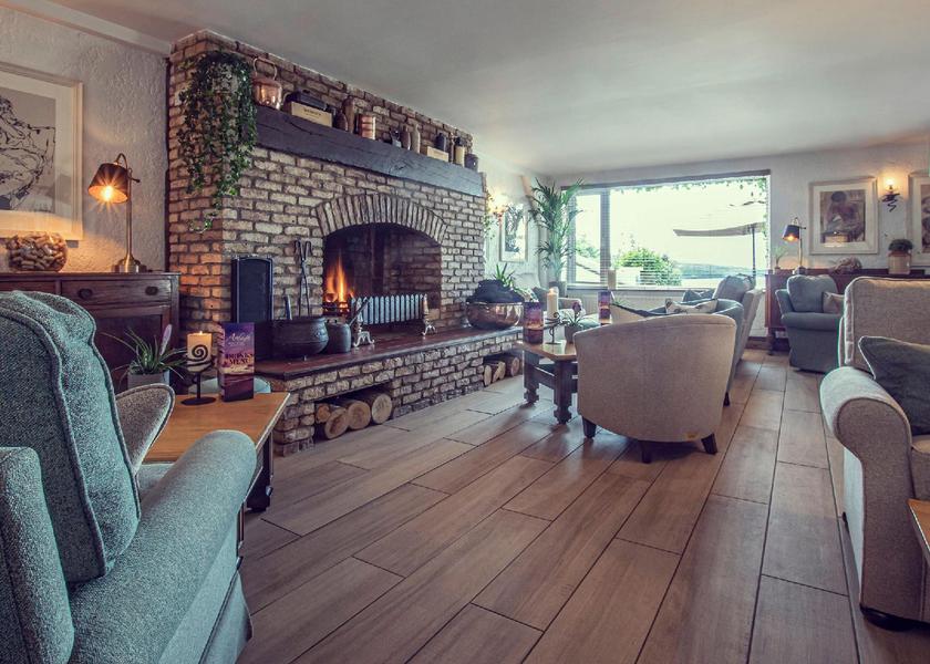 Galway (county) Clifden bar/lounge