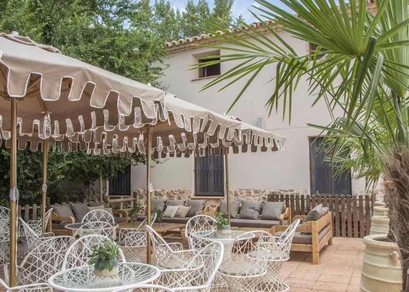 Aragon Monreal del Campo exterior view