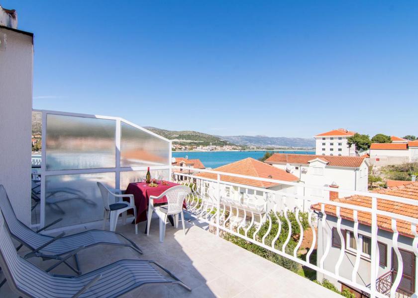 Split-Dalmatia Trogir Double Room with Balcony and Sea View