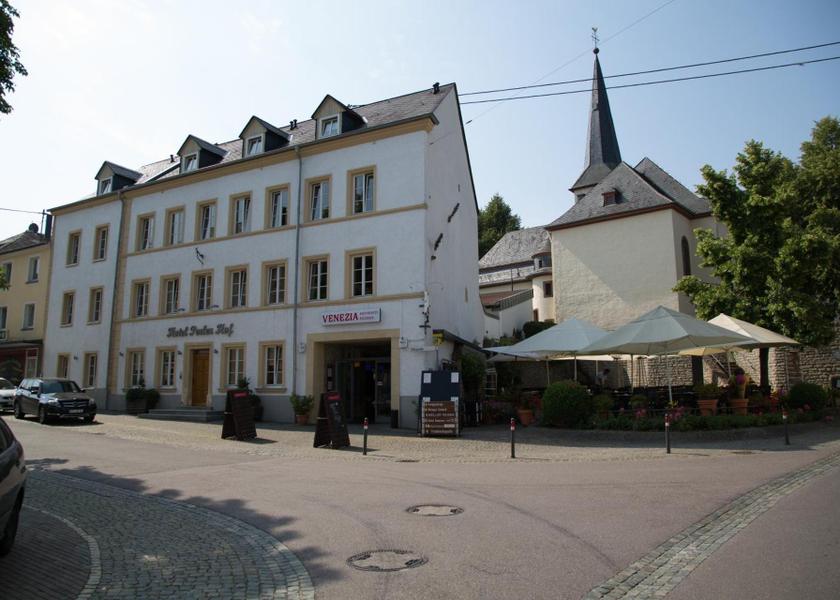 Saarland Perl entrance