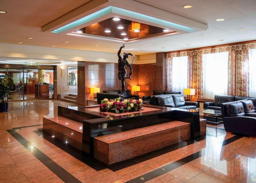  Andorra la Vella exterior view