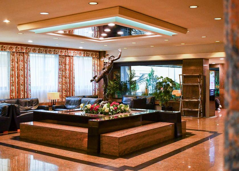  Andorra la Vella exterior view