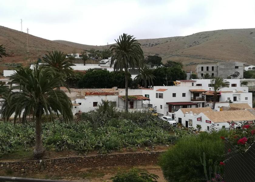 Canary Islands Puerto del Rosario surrounding environment