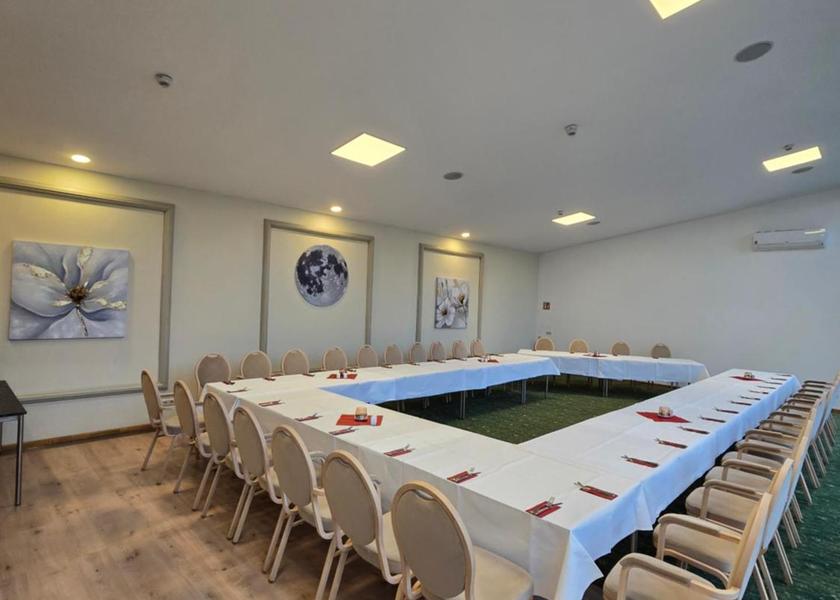Saxony-Anhalt Barleben meeting room / ballrooms