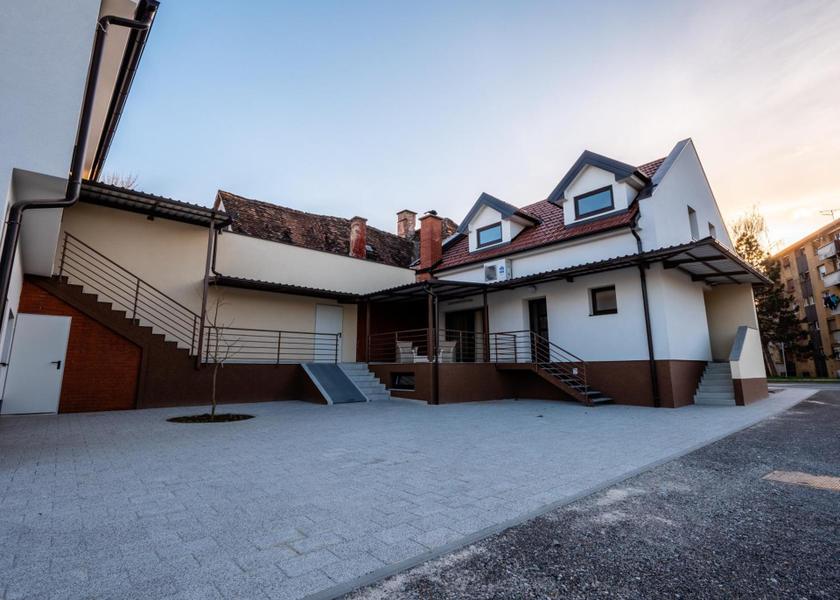 Karlovac Karlovac exterior view