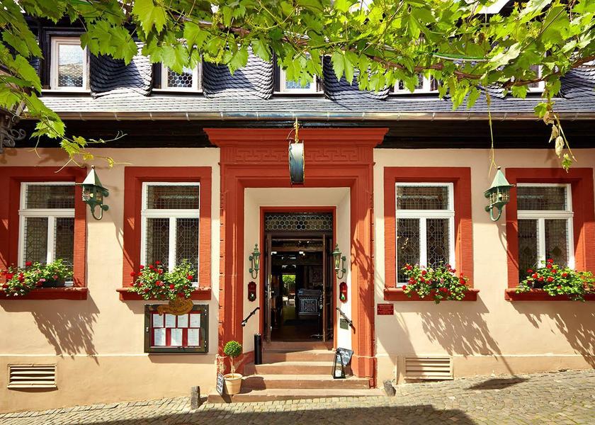Rhineland-Palatinate Bernkastel-Kues entrance