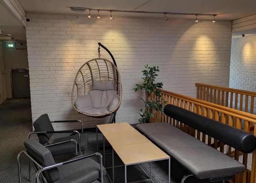 shared lounge/tv area