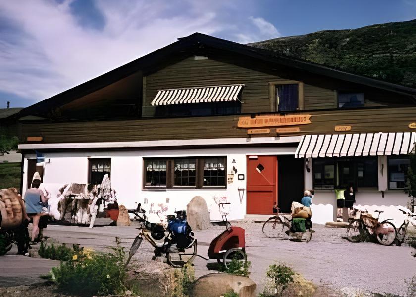 Oppland (county) Svingvoll exterior view