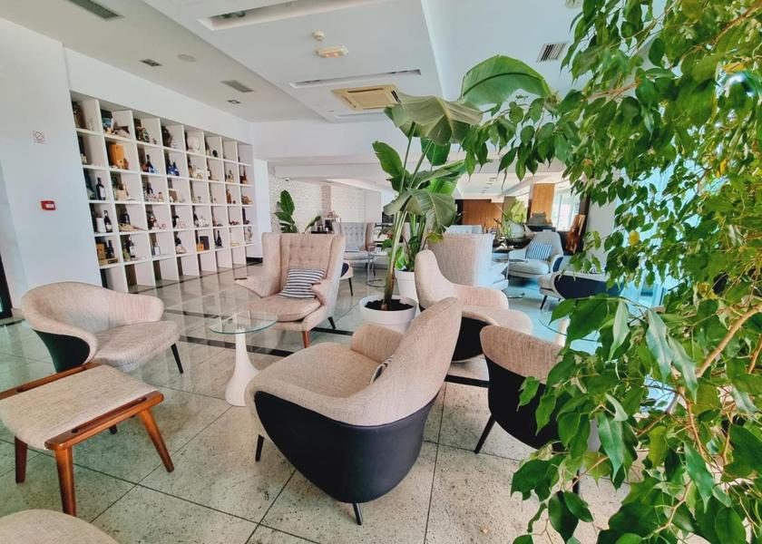 Split-Dalmatia Podstrana bar/lounge