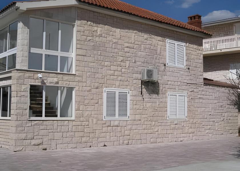 Split-Dalmatia Podstrana exterior view