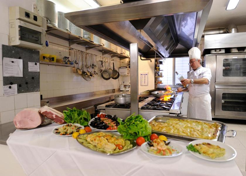 Liguria Alassio food and beverages