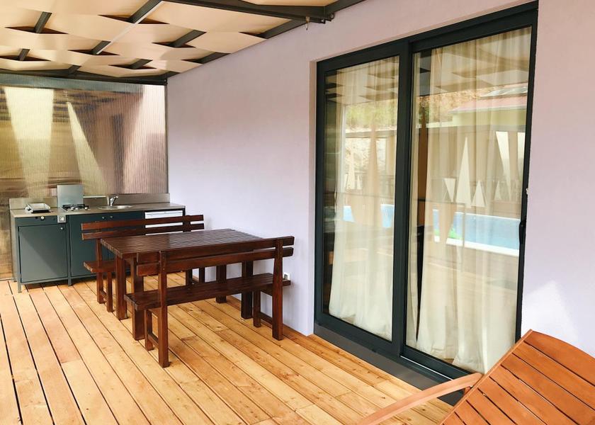 balcony/terrace