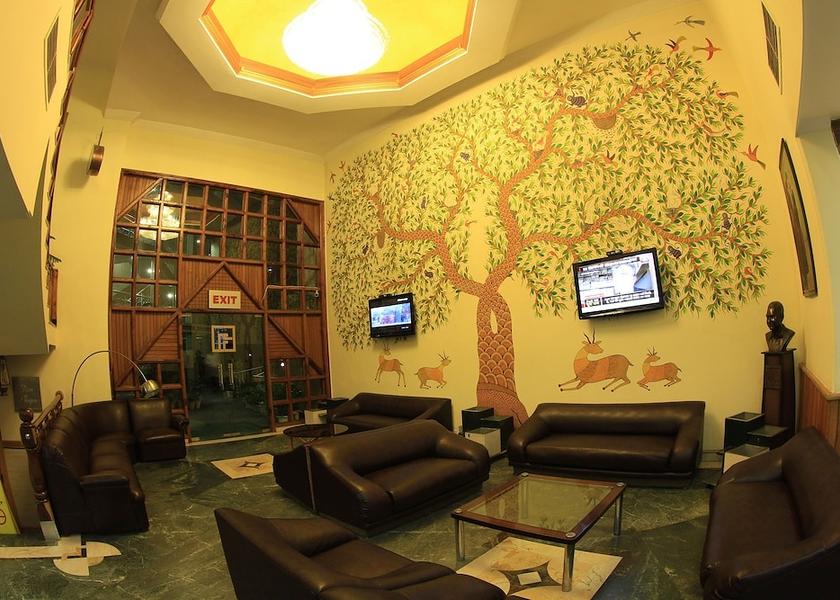 Himachal Pradesh Manali Lobby