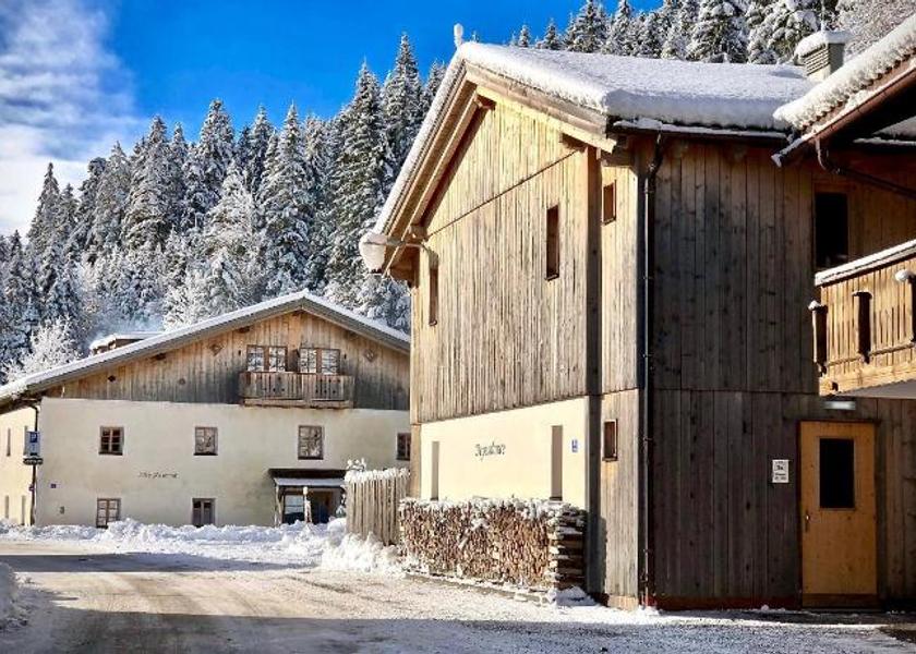 Tyrol Reutte Entrance