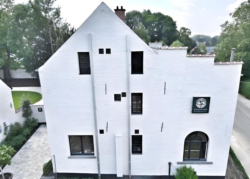 Flemish Region Meise exterior view