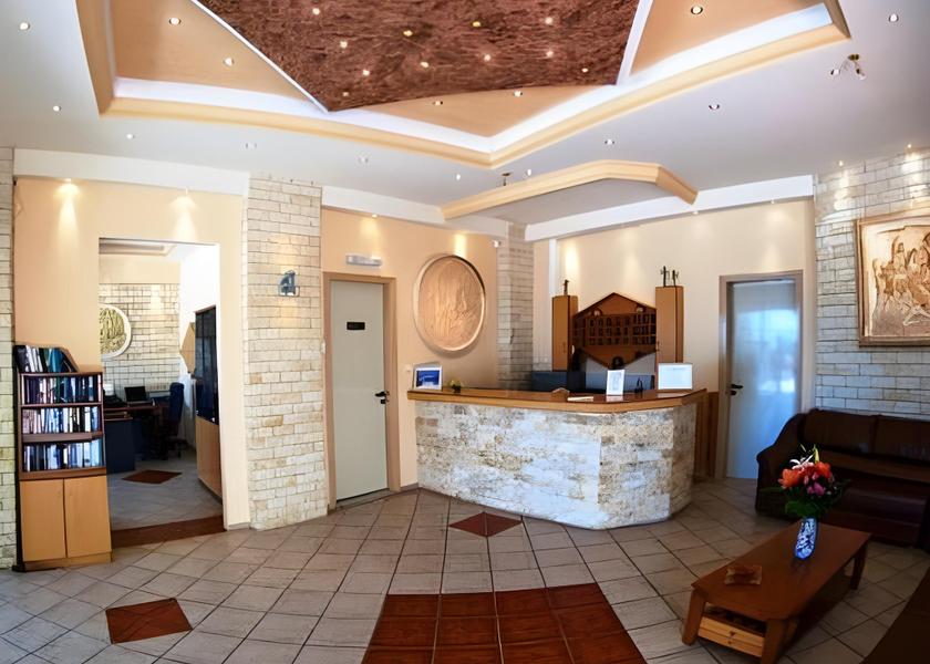 Crete Mylopotamos lobby