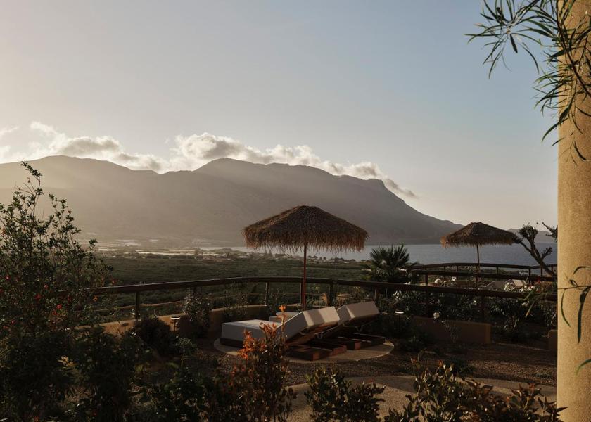 Crete Kissamos garden