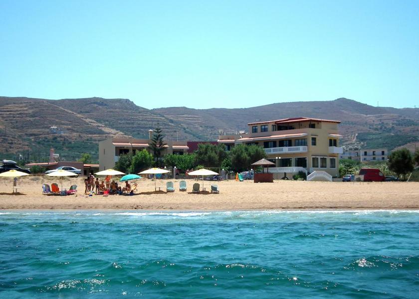 Crete Kissamos beach