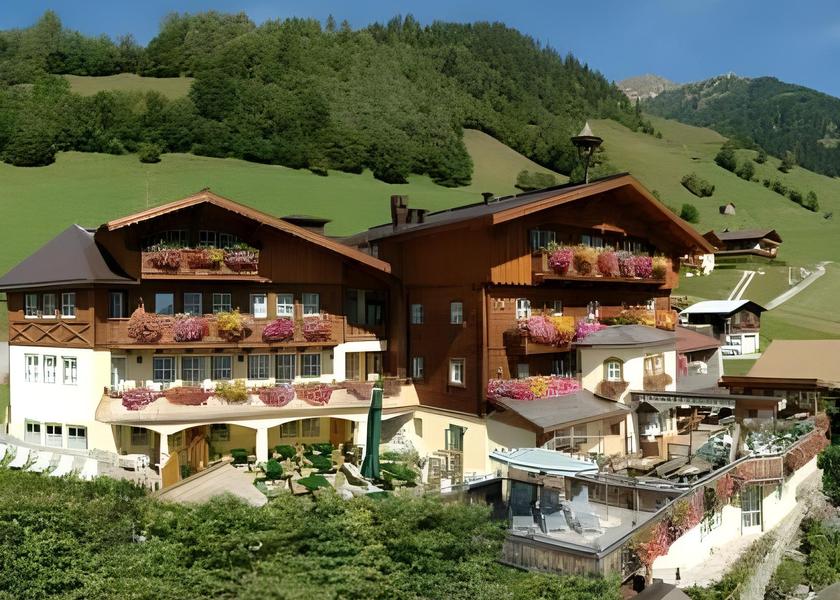 Salzburg State Dorfgastein exterior view