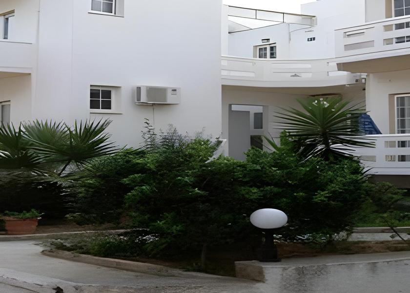 Crete Platanias exterior view