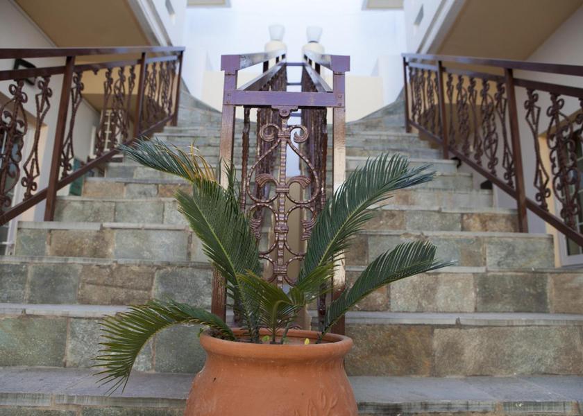 Crete Platanias facilities