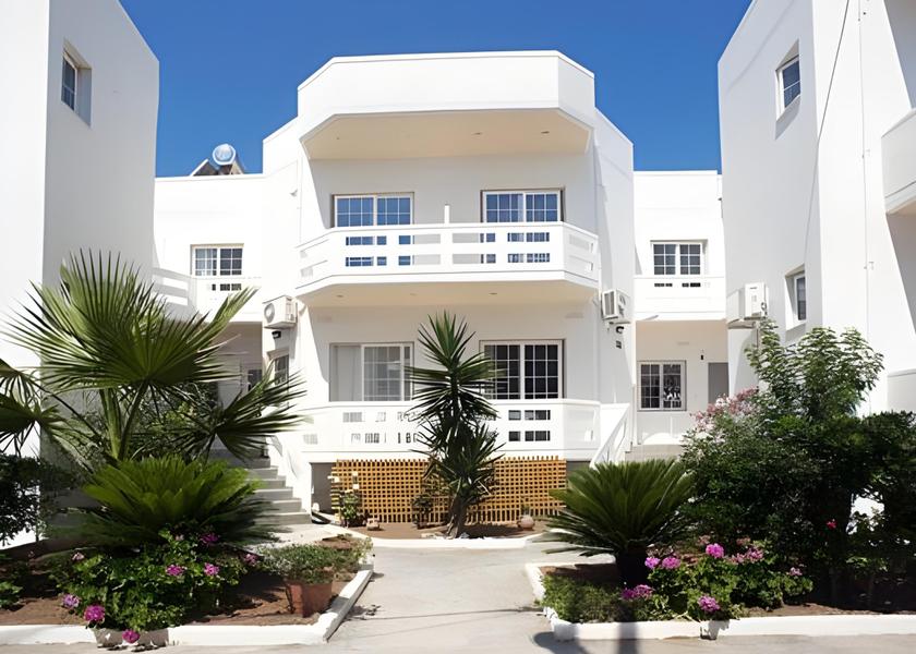 Crete Platanias exterior view