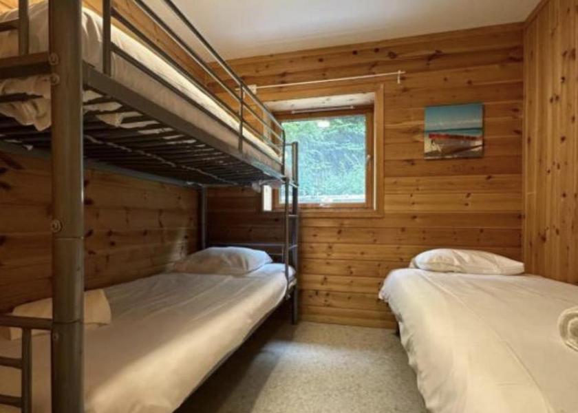 Vestland Ullensvang Triple Room with Shared Bathroom