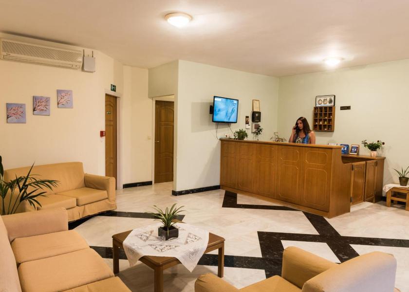 Crete Platanias Lobby