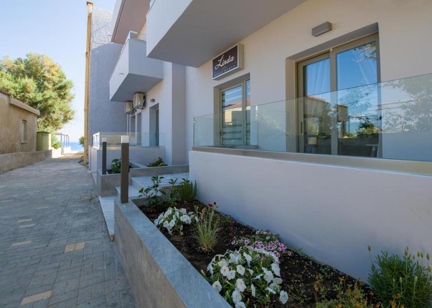 Crete Platanias exterior view
