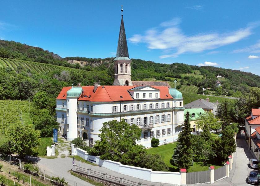 Lower Austria Gumpoldskirchen exterior view